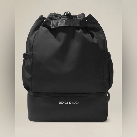 Beyond Yoga Convertible Gym Bag - Picture 1 of 5